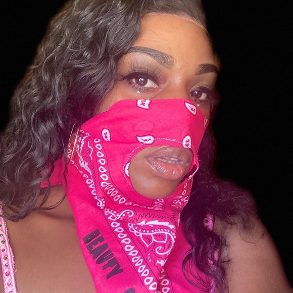 Meet your Posher, Crystal - Picture 9 of 14